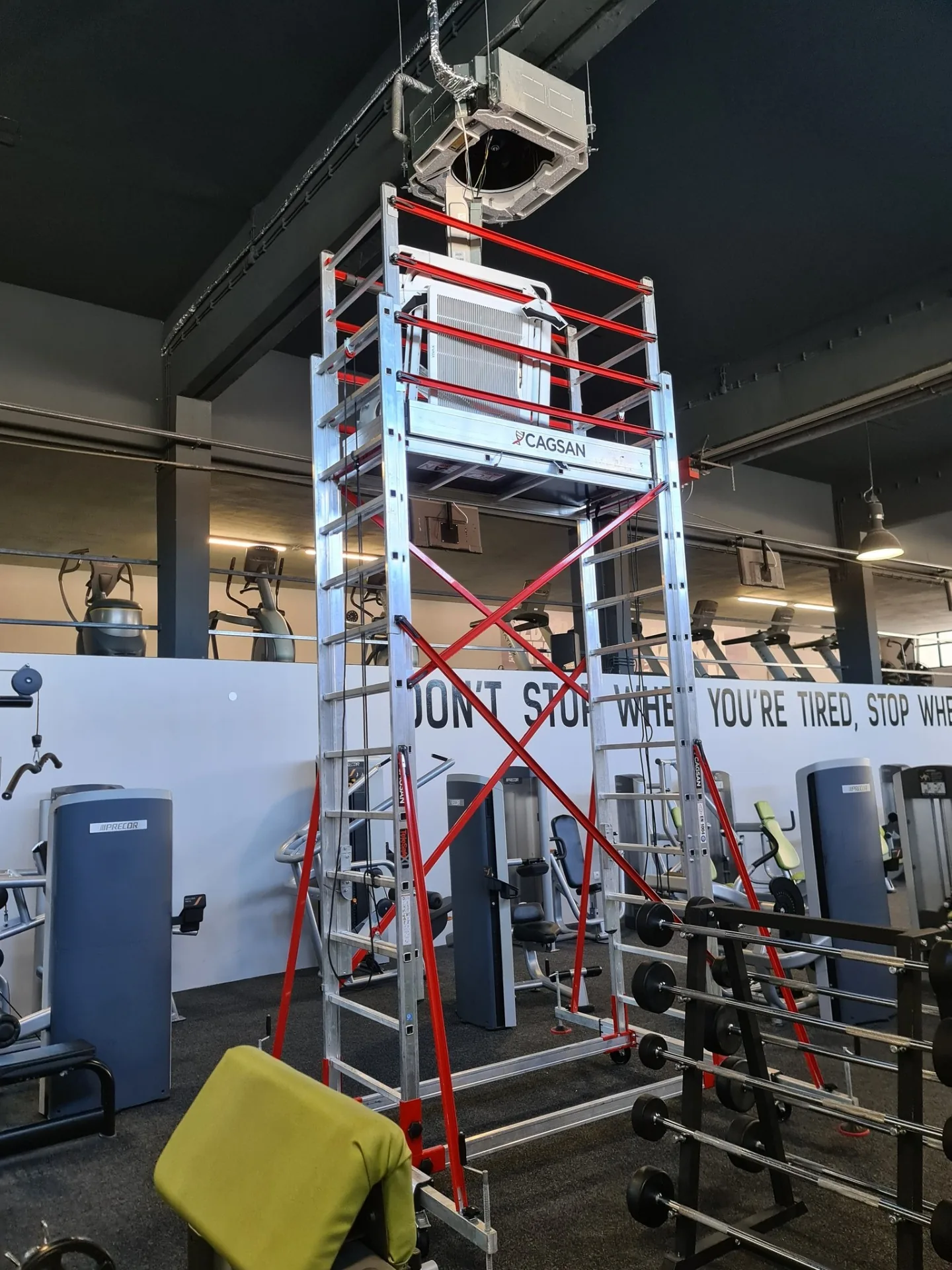 Visinski radovi s fasadnom skelom — Airos Osijek